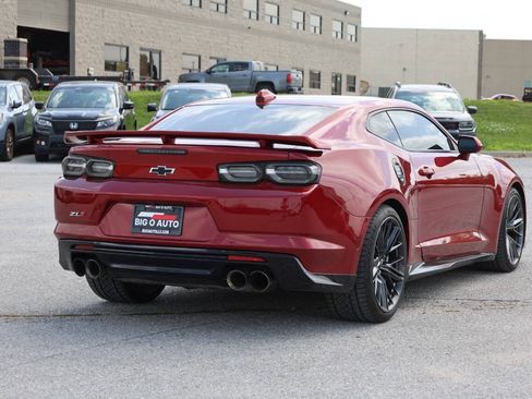 Used 2022 Chevrolet Camaro ZL1 RWD image 9
