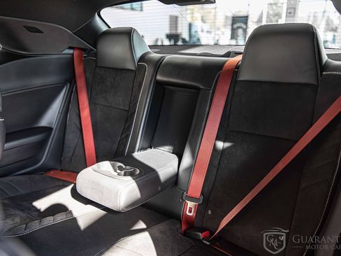 Used 2015 Dodge Challenger SRT Hellcat image 19