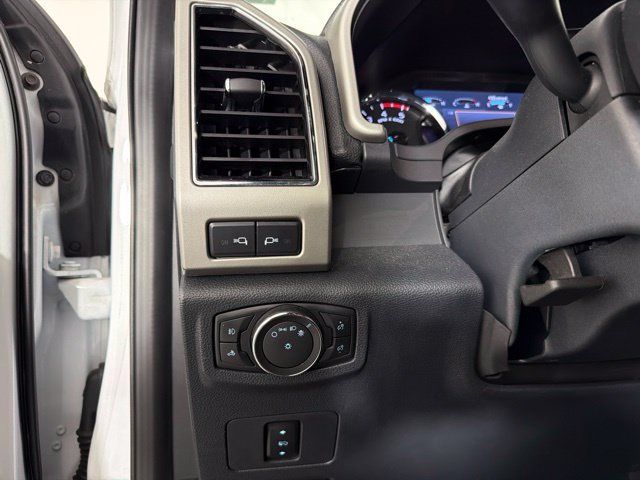 Certified 2022 Ford F250 Lariat w/ FX4 Off-Road Package AWD/4WD image 24