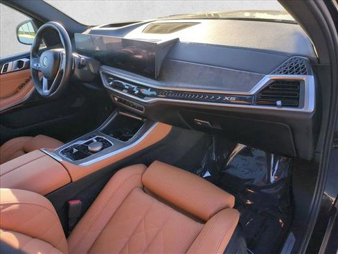 Certified 2024 BMW X5 sDrive40i w/ Parking Assistance Package image 24