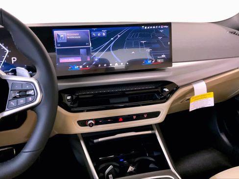 New 2026 BMW 330i xDrive Sedan w/ M Sport Package AWD/4WD image 6