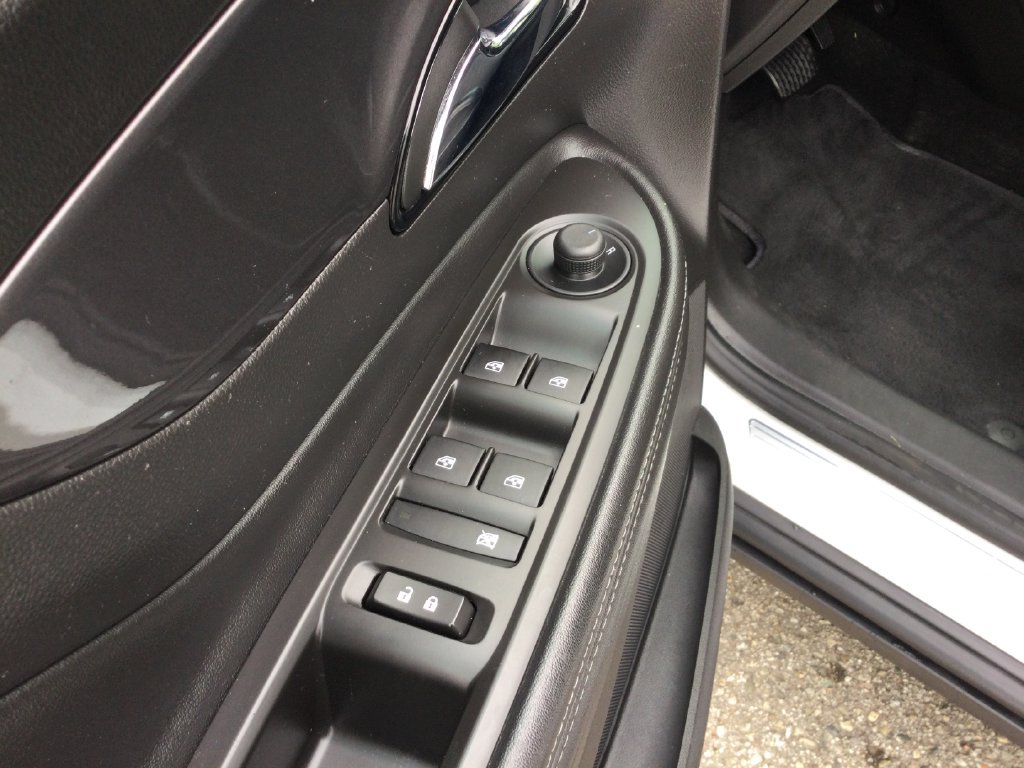 Used 2020 Buick Encore Preferred FWD image 12