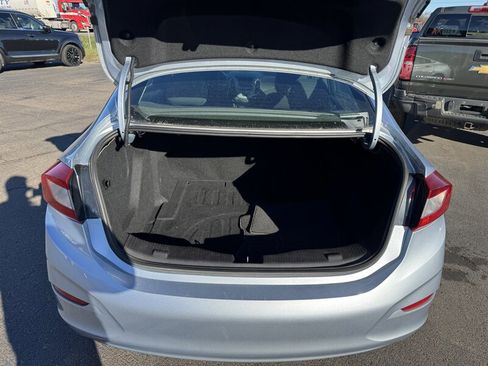 Used 2018 Chevrolet Cruze LS w/ LS Fleet Convenience Package image 19