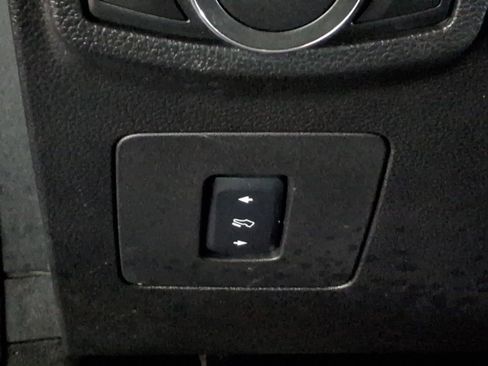 Used 2017 Ford F150 Lariat w/ Equipment Group 502A Luxury AWD/4WD image 20