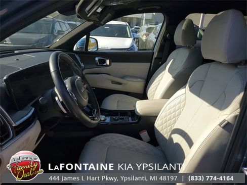 Certified 2025 Kia Sorento SX Prestige image 10