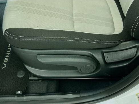 Certified 2026 Hyundai Venue SEL FWD image 23