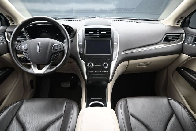 Used 2019 Lincoln MKC Reserve w/ MKC Technology Package AWD/4WD image 19