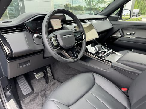 New 2026 Land Rover Range Rover Sport Dynamic SE AWD/4WD image 12