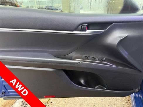 Used 2023 Toyota Camry SE image 19
