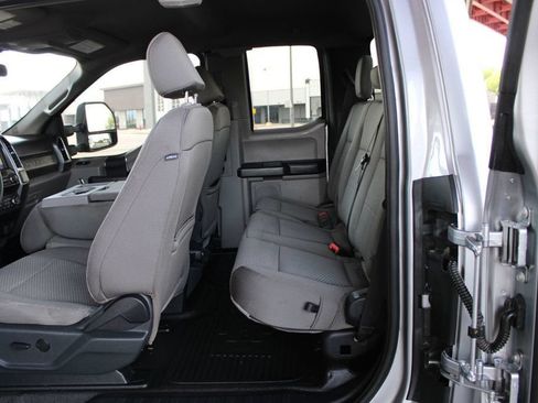 Used 2022 Ford F250 XLT w/ XLT Value Package AWD/4WD image 16