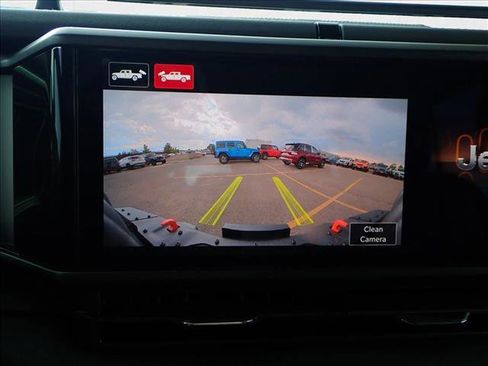 New 2025 Jeep Gladiator Mojave image 17