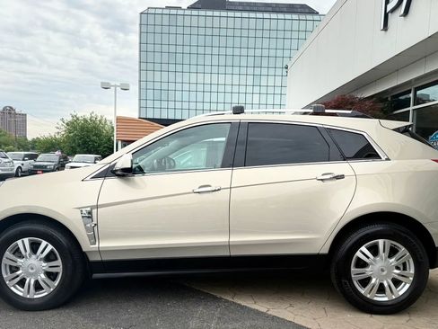 Used 2012 Cadillac SRX Luxury AWD/4WD image 4