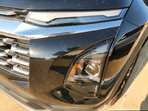 Used 2026 Chevrolet Equinox LT FWD image 7