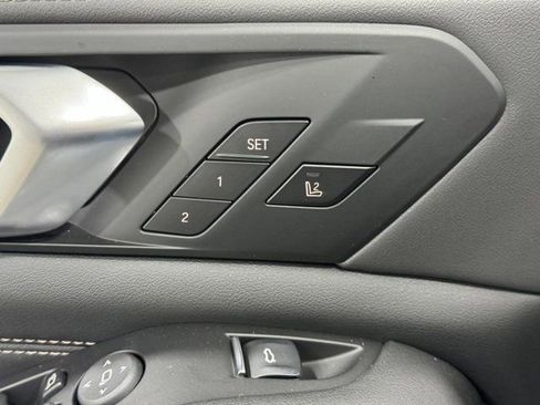 New 2026 BMW X5 xDrive50e image 25