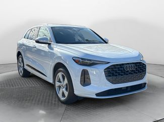 New 2025 Audi Q5 Premium Plus video 1