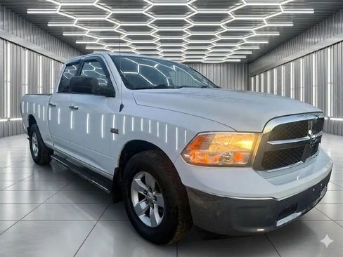 Used 2014 RAM 1500 Classic SLT RWD image 4
