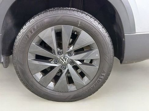 Used 2023 Volkswagen Taos S image 28