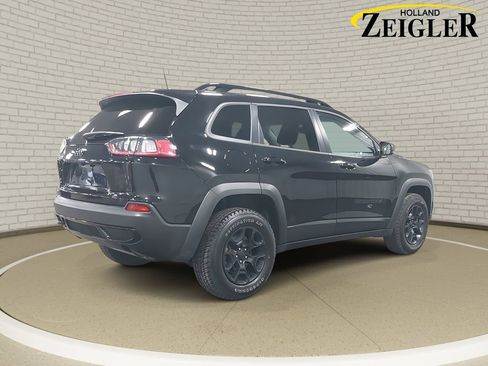 Used 2022 Jeep Cherokee Latitude image 5