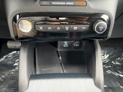 Used 2023 Ford Escape Platinum AWD/4WD image 21