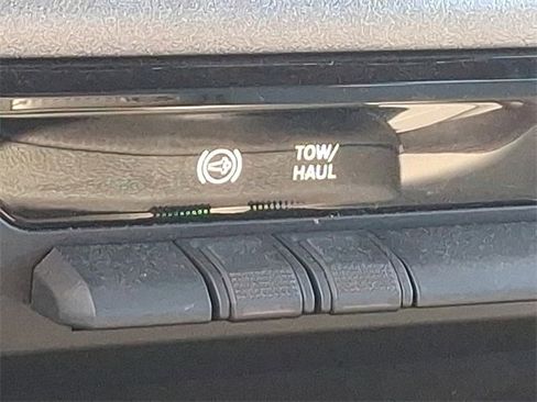 Used 2023 RAM 3500 Tradesman w/ Chrome Appearance Group image 25