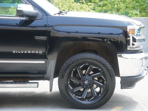 Used 2017 Chevrolet Silverado 1500 LTZ w/ Sport Package AWD/4WD image 21