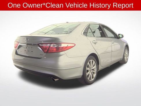 Used 2017 Toyota Camry XLE image 4