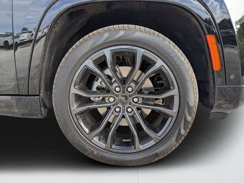 New 2026 Jeep Grand Wagoneer Summit w/ Premium Group III AWD/4WD image 10