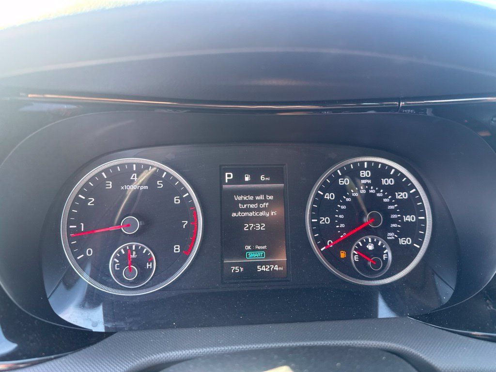 Used 2022 Kia K5 LXS FWD image 17