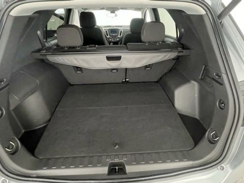 Used 2023 Chevrolet Equinox LT w/ Driver Convenience Package image 44