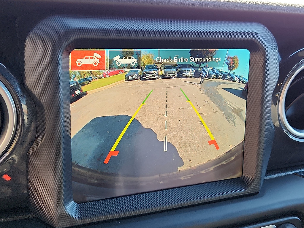 Used 2023 Jeep Wrangler Unlimited Rubicon 392 w/ Trailer Tow Package AWD/4WD image 18