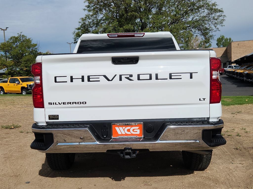 Used 2025 Chevrolet Silverado 1500 LT w/ LPO, Dark Essentials Package AWD/4WD image 12