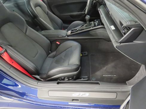 Certified 2026 Porsche 911 GT3 RWD image 42