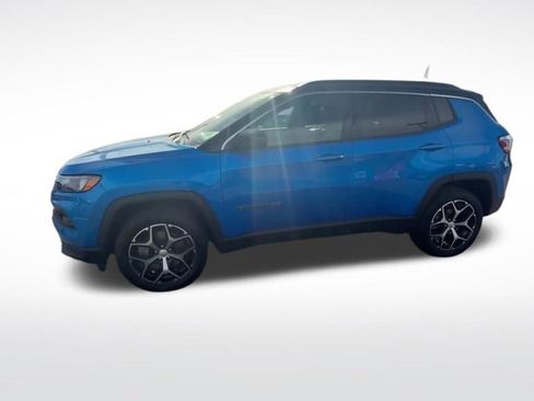 Used 2024 Jeep Compass Limited AWD/4WD image 32