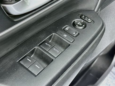 Certified 2020 Honda CR-V EX-L image 17