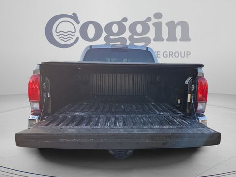 Used 2019 Toyota Tacoma 4x4 Double Cab image 13