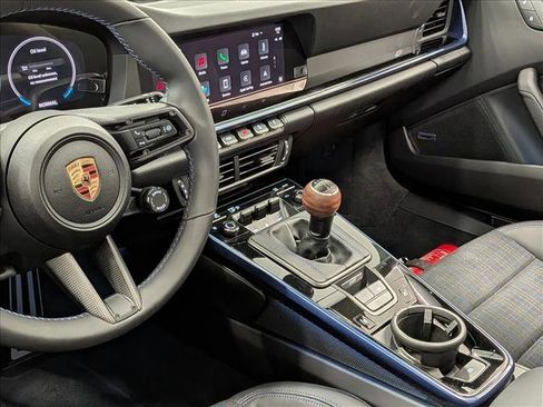 Used 2024 Porsche 911 Carrera image 20