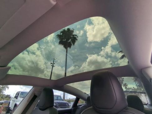 Used 2024 Tesla Model 3 Standard Range RWD image 22