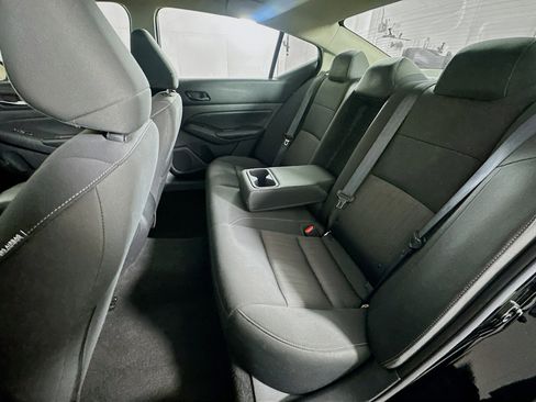 Used 2024 Nissan Altima 2.5 SV image 25