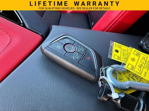 Used 2023 Chevrolet Corvette Stingray Preferred Cpe w/ Z51 Performance Package RWD image 11