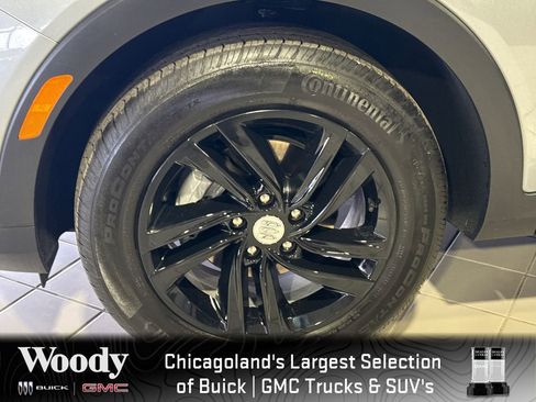 Certified 2025 Buick Envista Preferred image 11