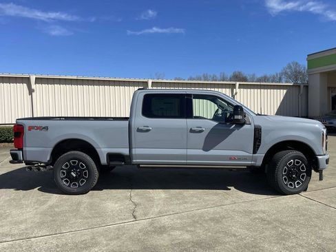 New 2026 Ford F250 Platinum AWD/4WD image 2