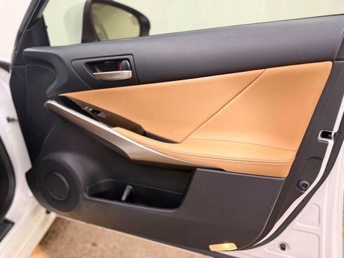 Used 2020 Lexus IS 300 AWD w/ Premium Package image 19