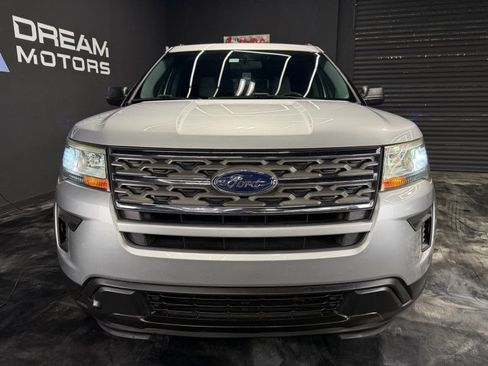 Used 2019 Ford Explorer 4WD image 2