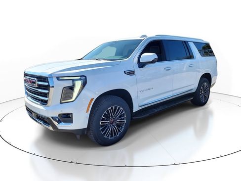 New 2026 GMC Yukon XL Elevation image 2