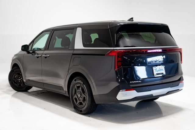Certified 2025 Kia Carnival FWD image 26