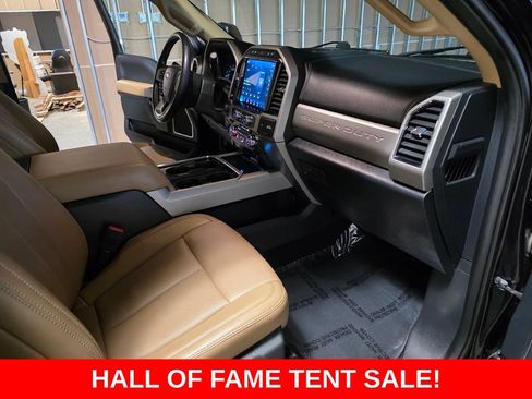 Used 2022 Ford F250 Lariat w/ Lariat Ultimate Package AWD/4WD image 19