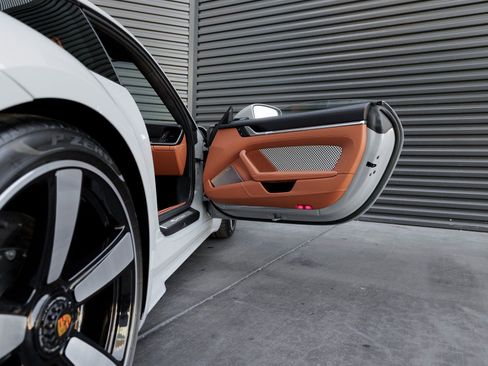 Certified 2023 Porsche 911 Sport Classic image 38