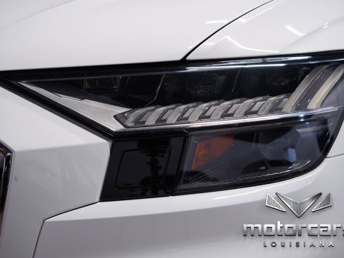 Used 2020 Audi Q8 Prestige image 11