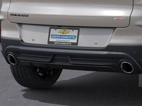 New 2026 Chevrolet TrailBlazer RS w/ Driver Confidence Package FWD image 38