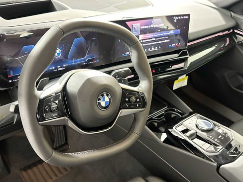 New 2026 BMW 530i xDrive w/ Premium Package image 14